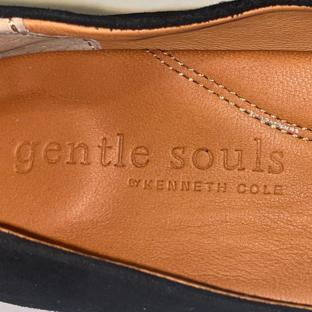 Women’s Kenneth Cole Black Flats with Ribbon - Picture 5 of 6